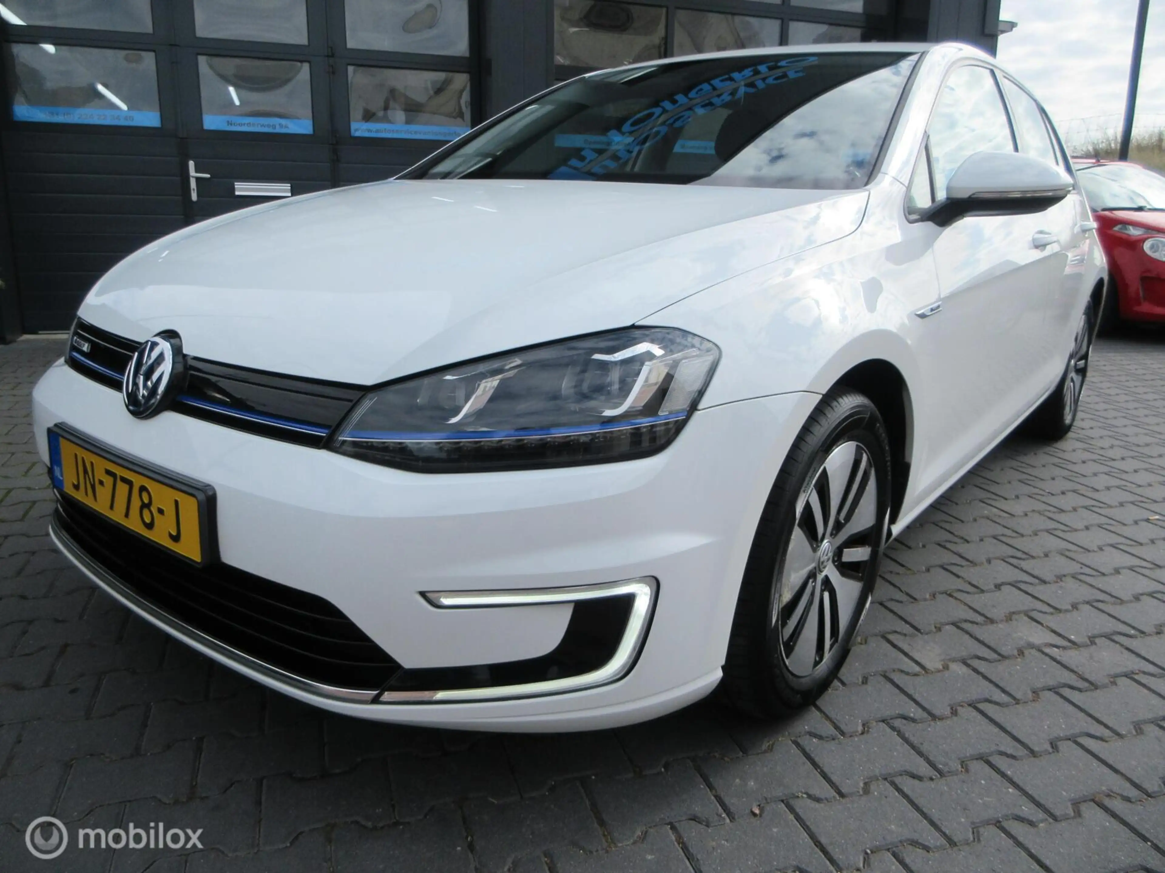 Volkswagen e-Golf 5drs 87dkm! Origineel NL Airco Cruise Navigatie — photo 11