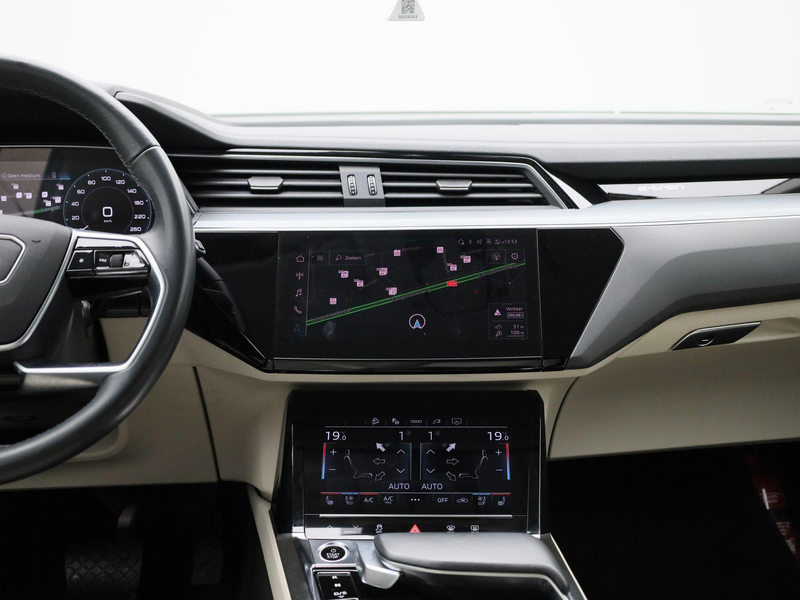 Audi Q8 e-tron 55 Quattro Advanced 408 PK | Navigatie | Adaptive — photo 10