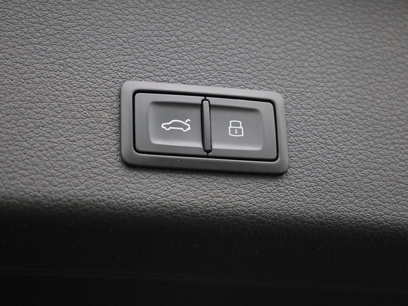 Audi Q8 e-tron 55 Quattro Advanced 408 PK | Navigatie | Adaptive — photo 14