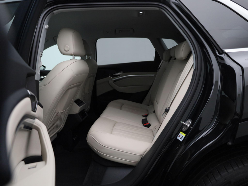 Audi Q8 e-tron 55 Quattro Advanced 408 PK | Navigatie | Adaptive — photo 13