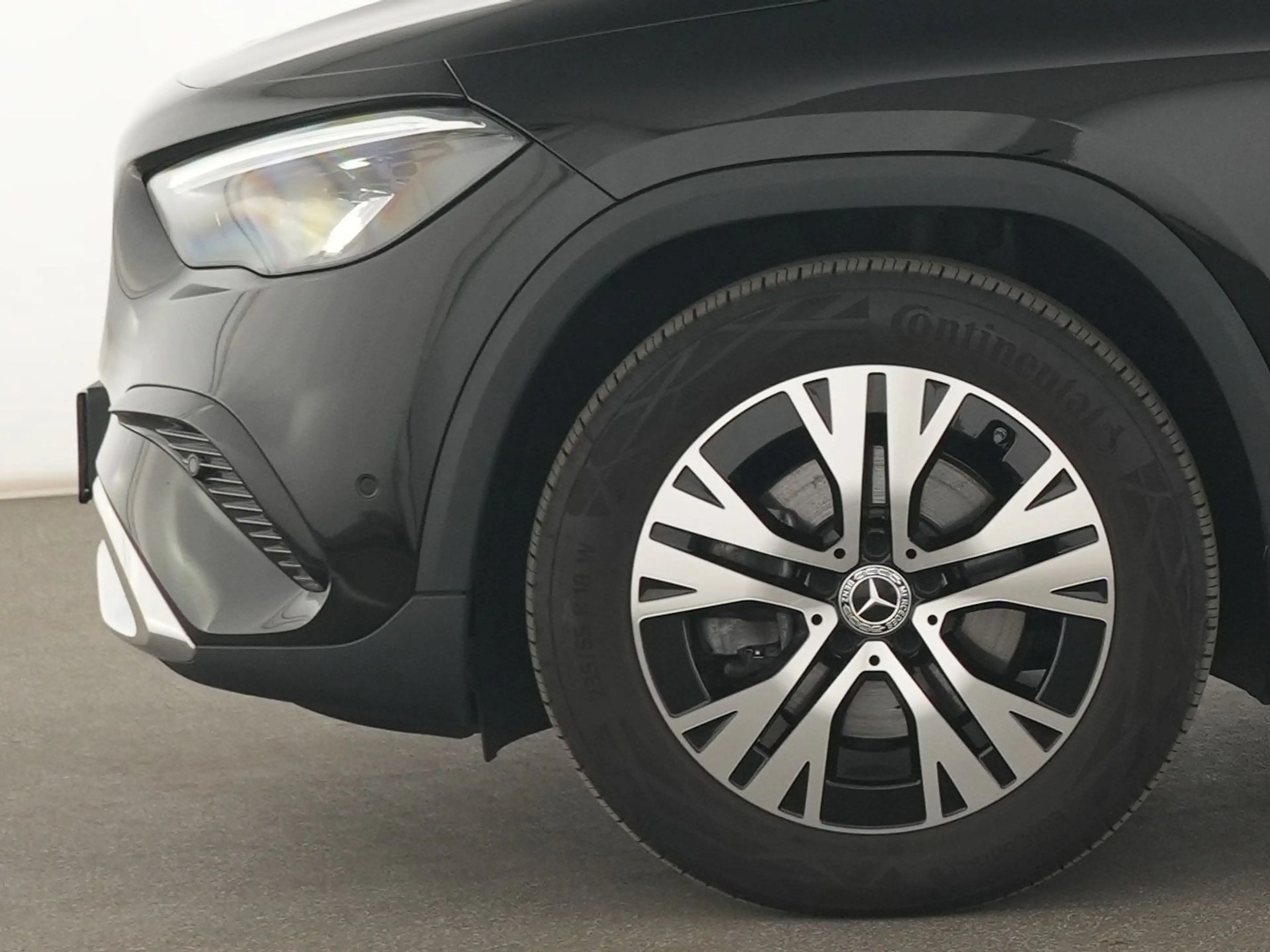 Mercedes-Benz GLA 200 Progressive ACC|WinterPaket+|Sound|LED — photo 13