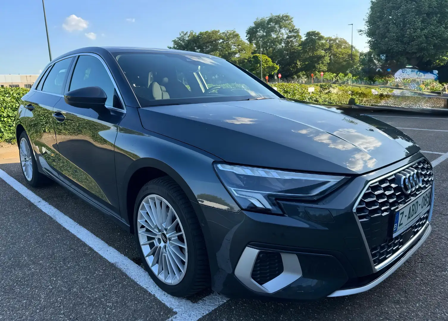 Audi A3 30 TFSI ADVANCED|CAMERA|KEYLESS|CARPLAY|LED|GRNTIE Grijs - 1