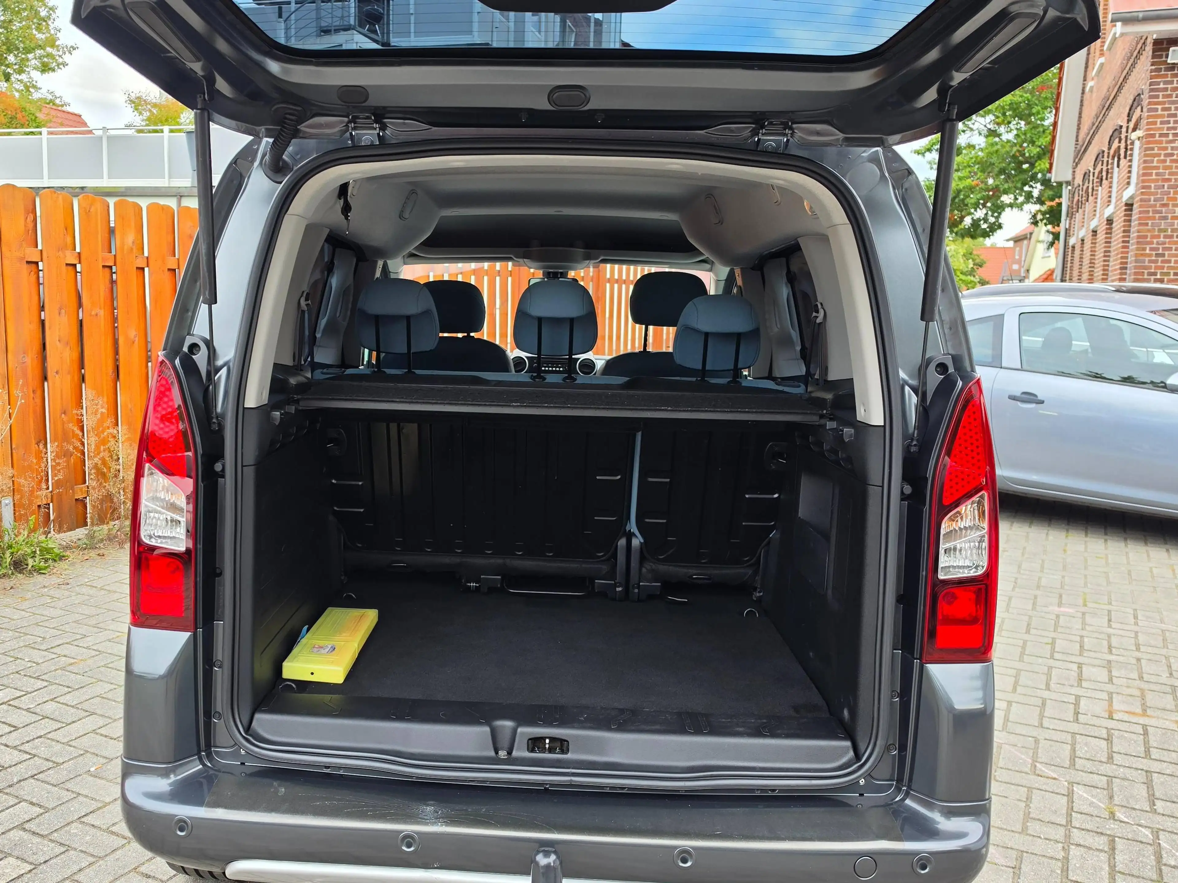Citroen Berlingo Selection Tüv Neu — photo 22