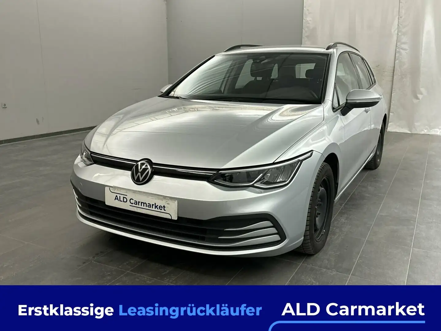 Volkswagen Golf Variant 2.0 TDI SCR DSG Life Kombi, 5-türig, Automatik, 7- srebrna - 1