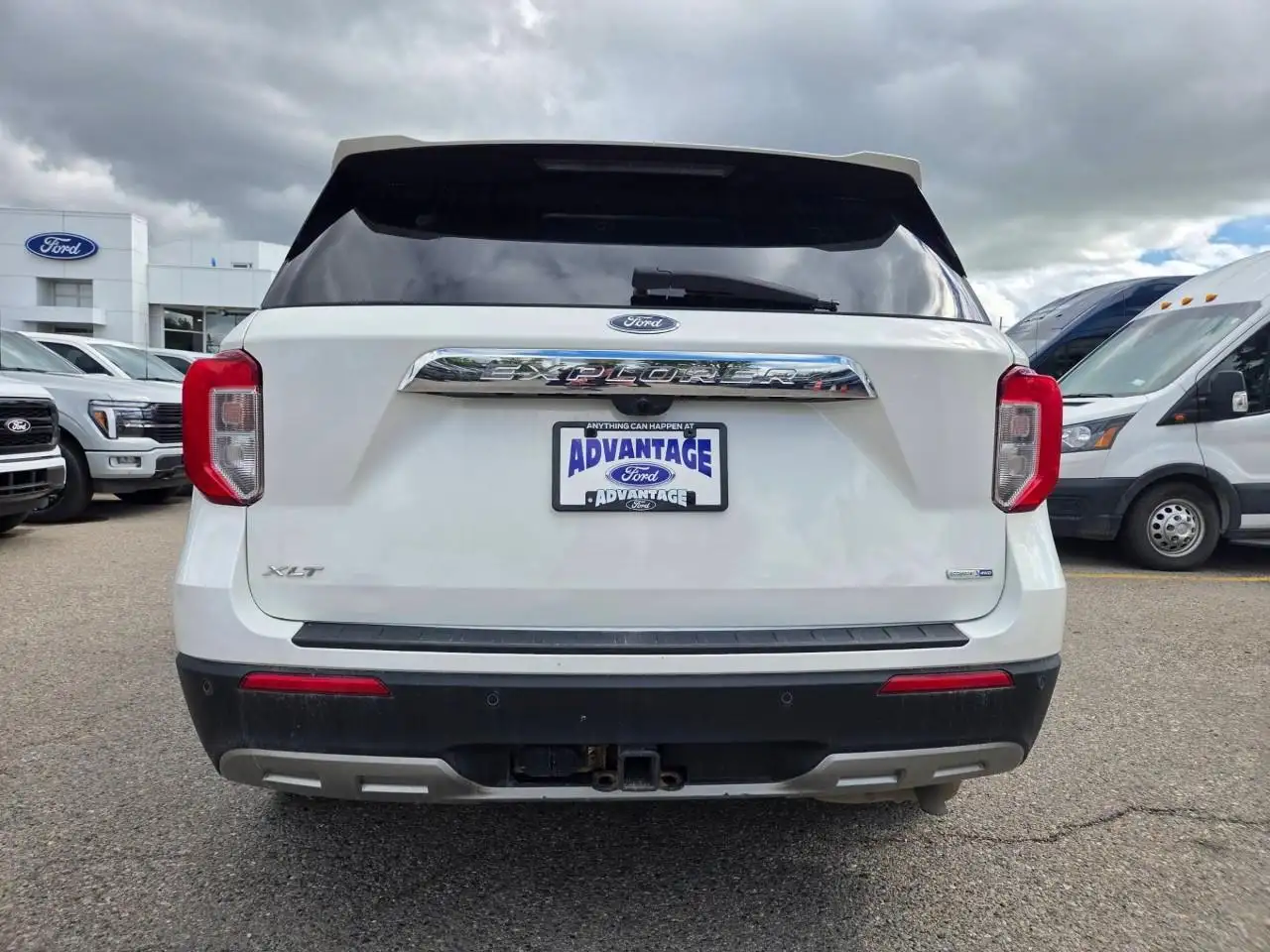 Ford Explorer снимка Ford Explorer