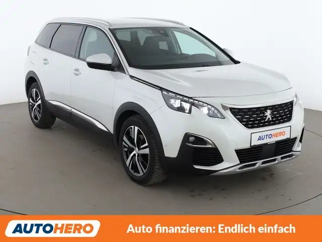 Peugeot 5008 view 8