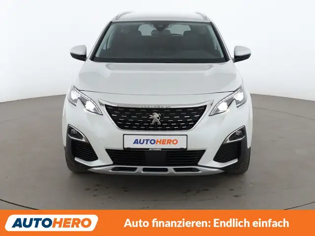 Peugeot 5008 view 9