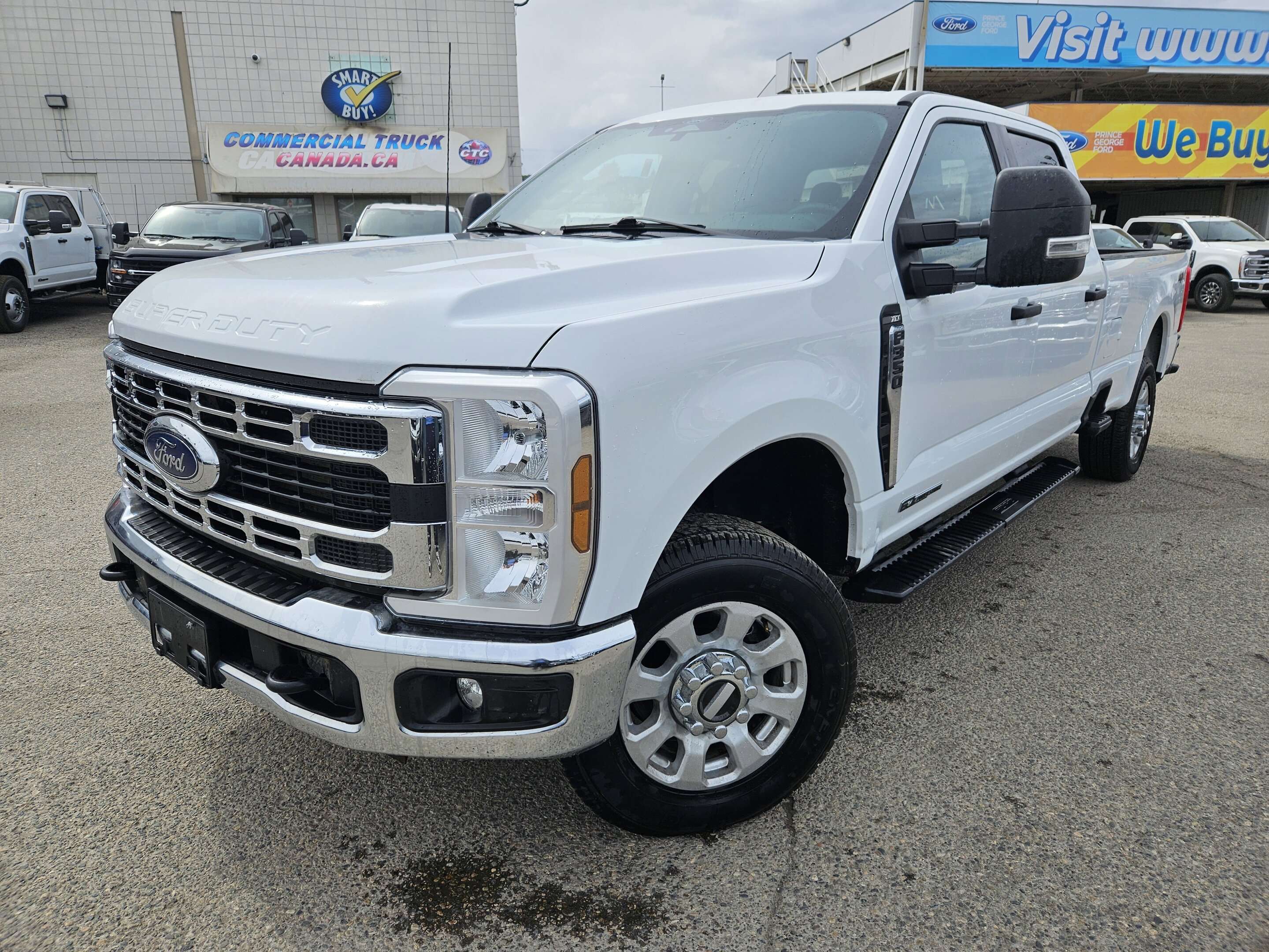 2024 Ford F-350 Super Duty XLT Crew Cab 4WD