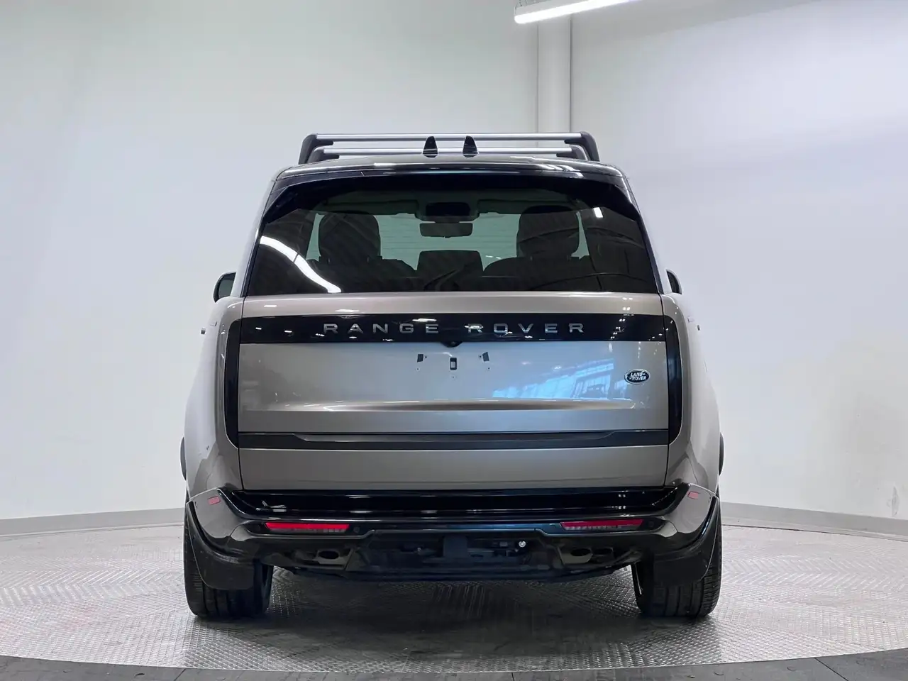 Land Rover Range Rover снимка Land Rover Range Rover