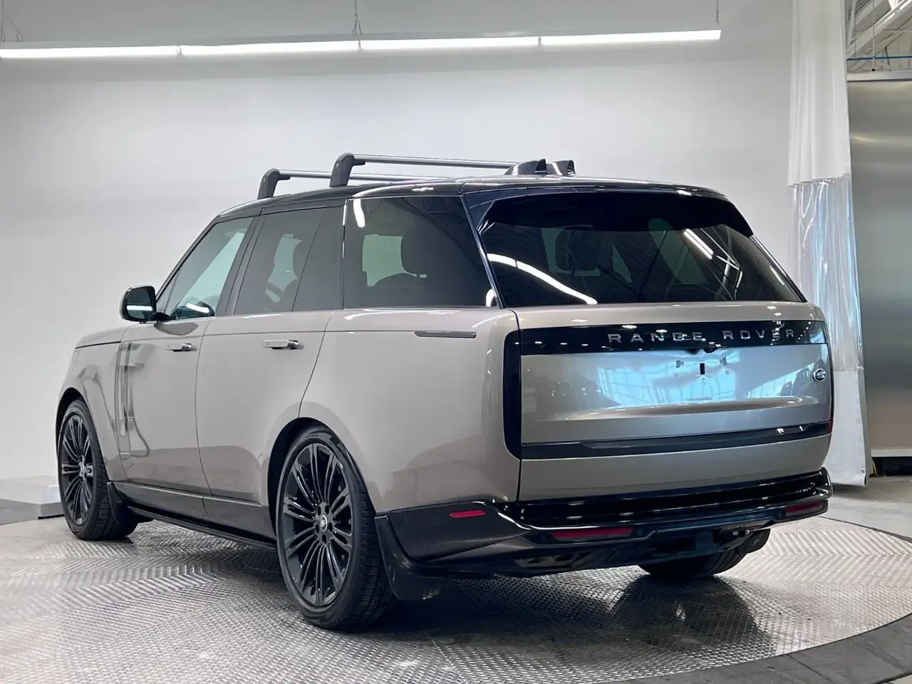Land Rover Range Rover снимка Land Rover Range Rover