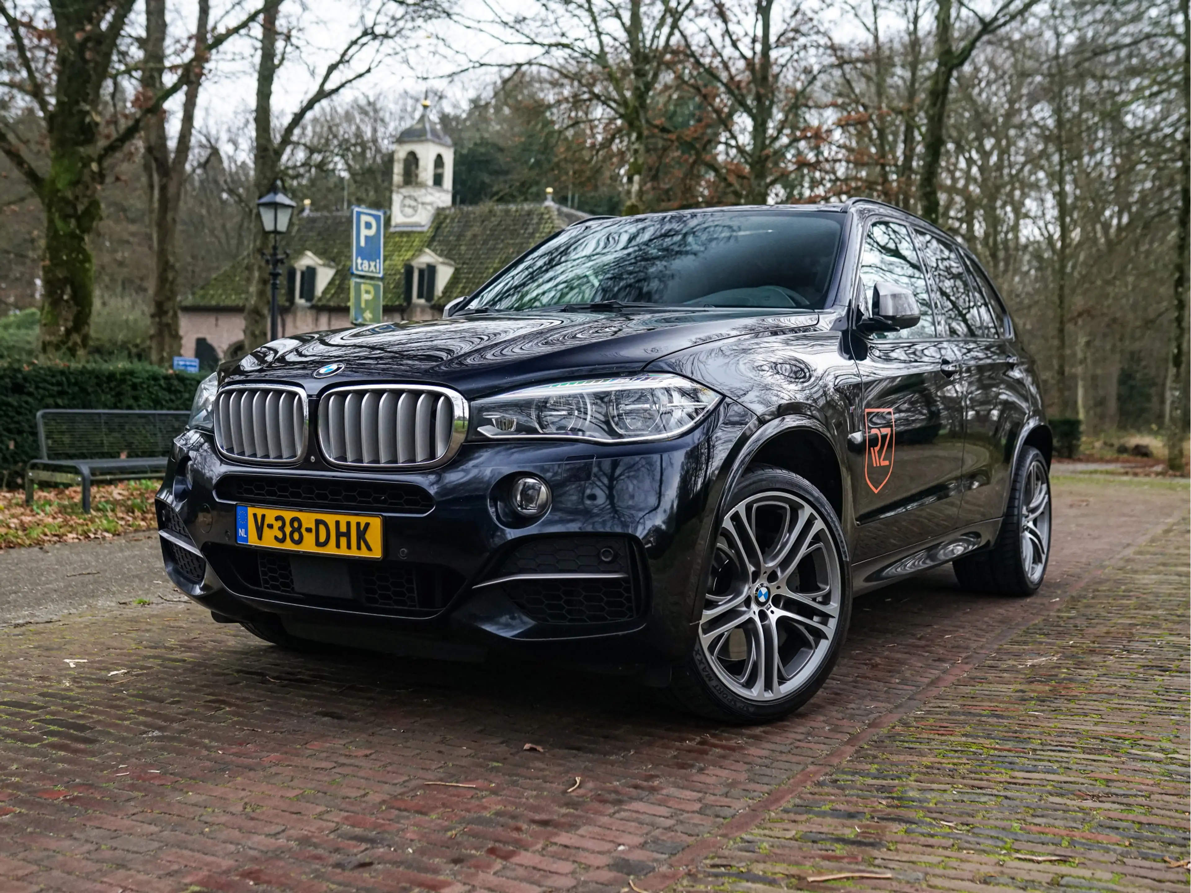 BMW X5 M50D 381pk I Grijs kenteken l 360C l Keramiek l HU — photo 12