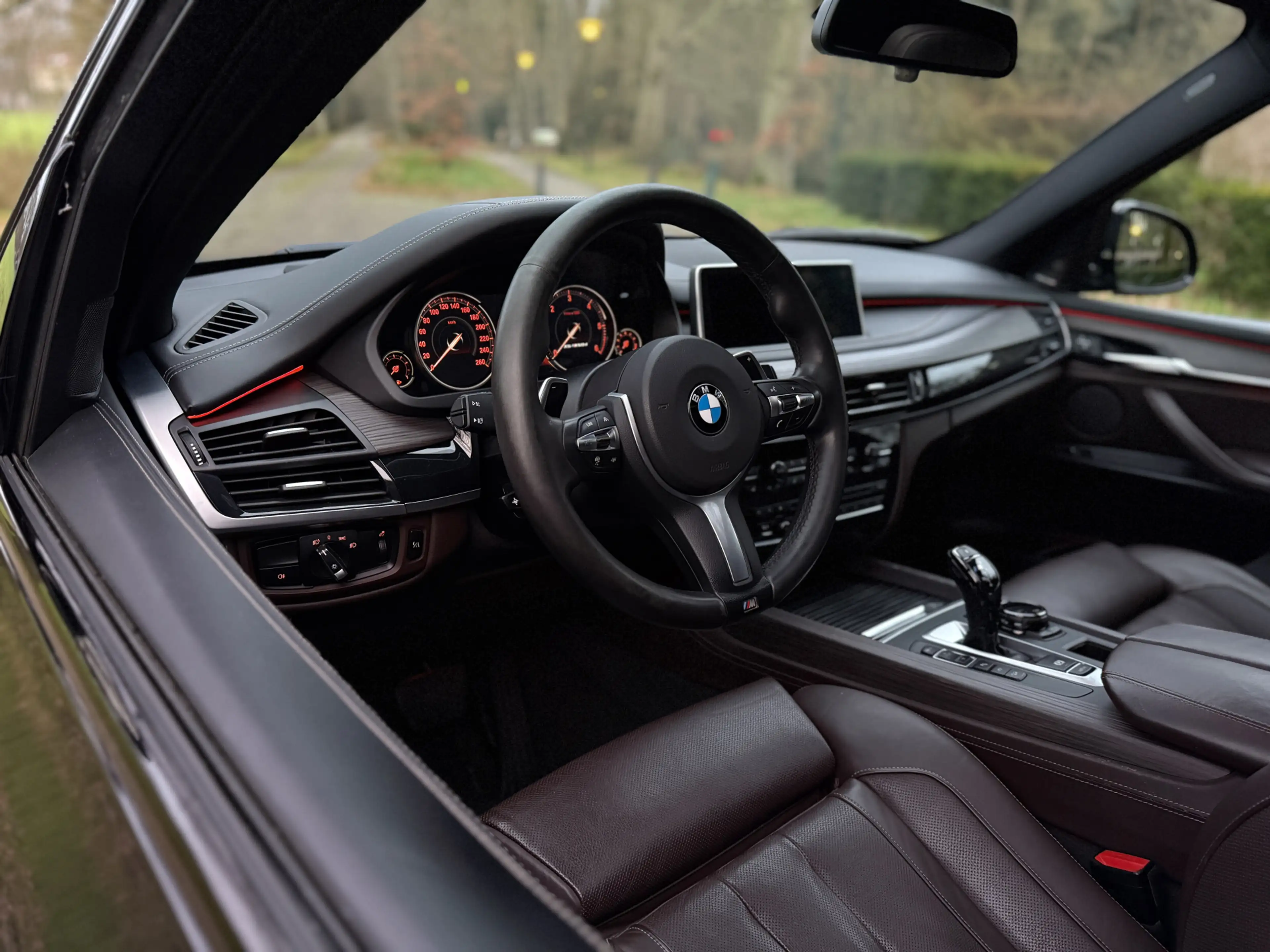 BMW X5 M50D 381pk I Grijs kenteken l 360C l Keramiek l HU — photo 7