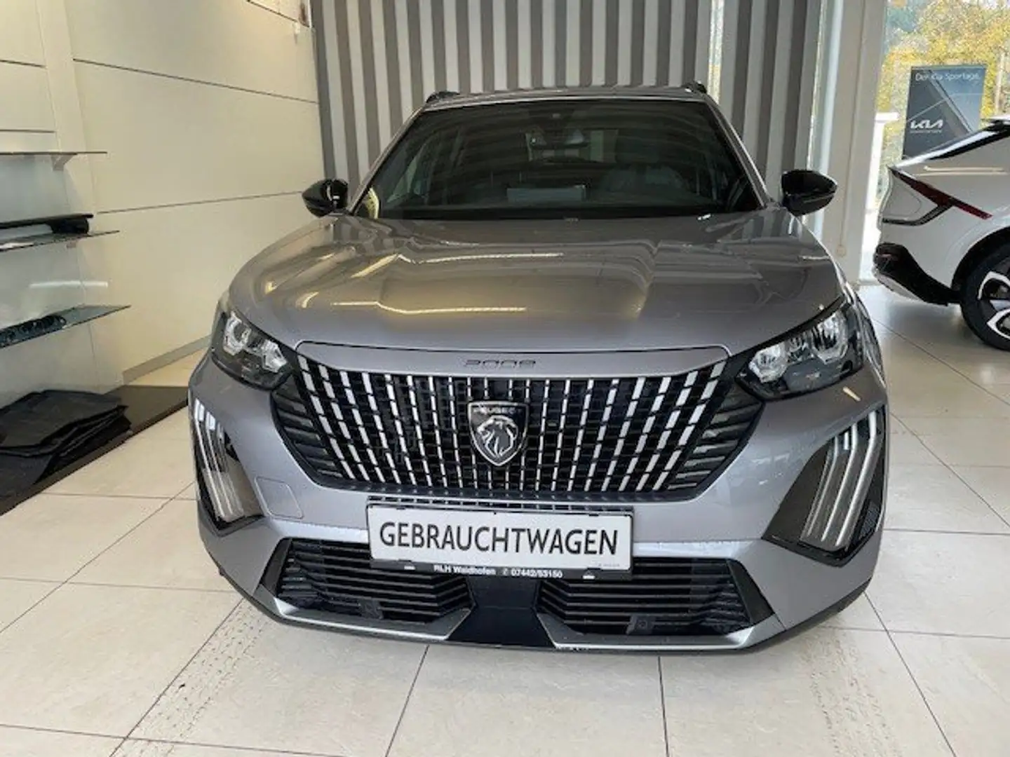 Peugeot 2008 Allure Grau - 1