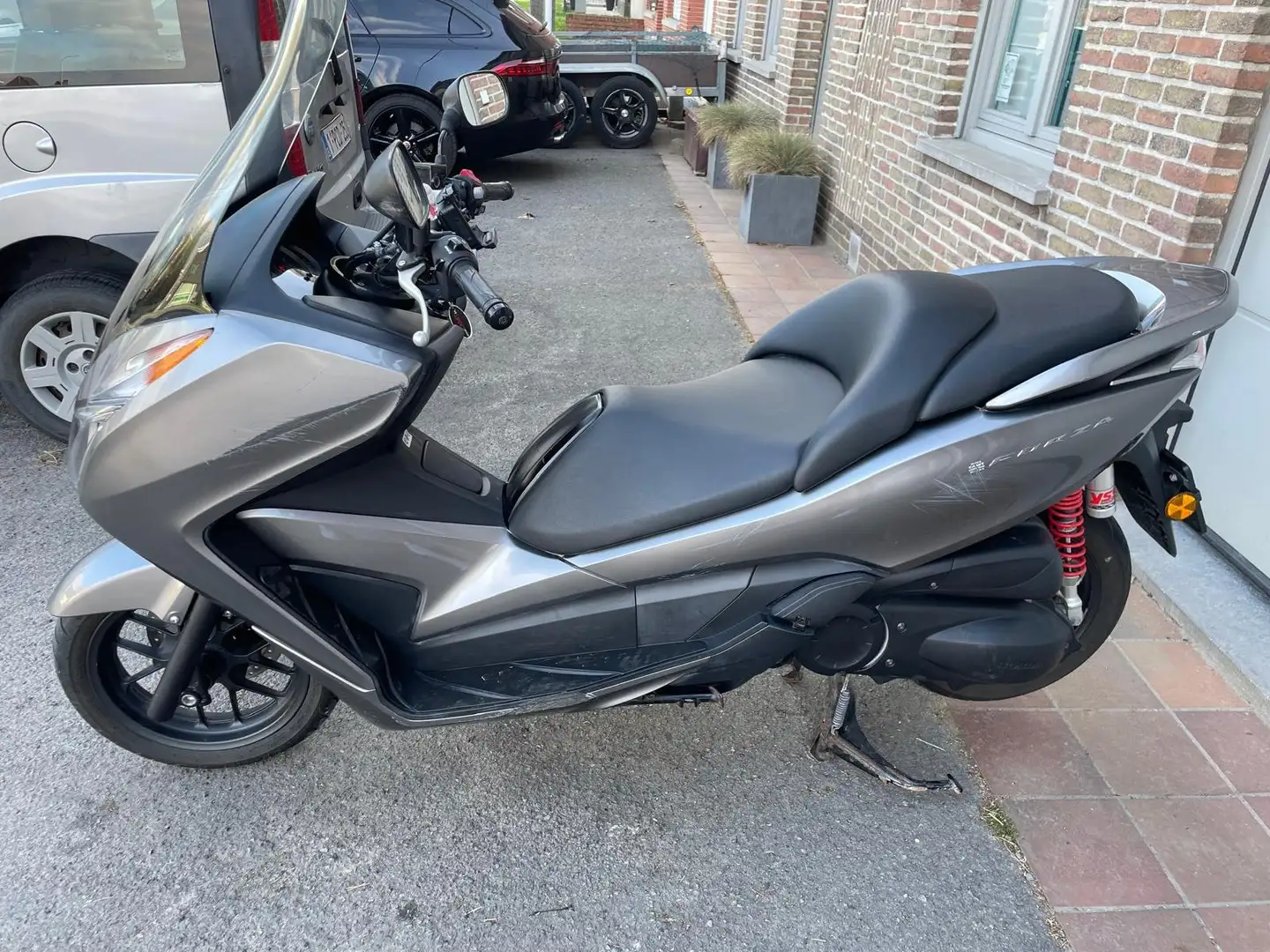 Honda Forza 300 Чёрный - 2