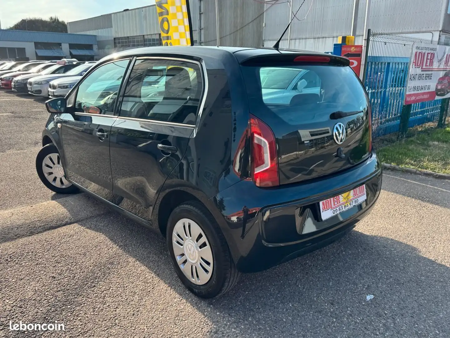 Volkswagen up! 1.0 MPI 60cv Black Boit Auto 5P 95KM Noir - 2