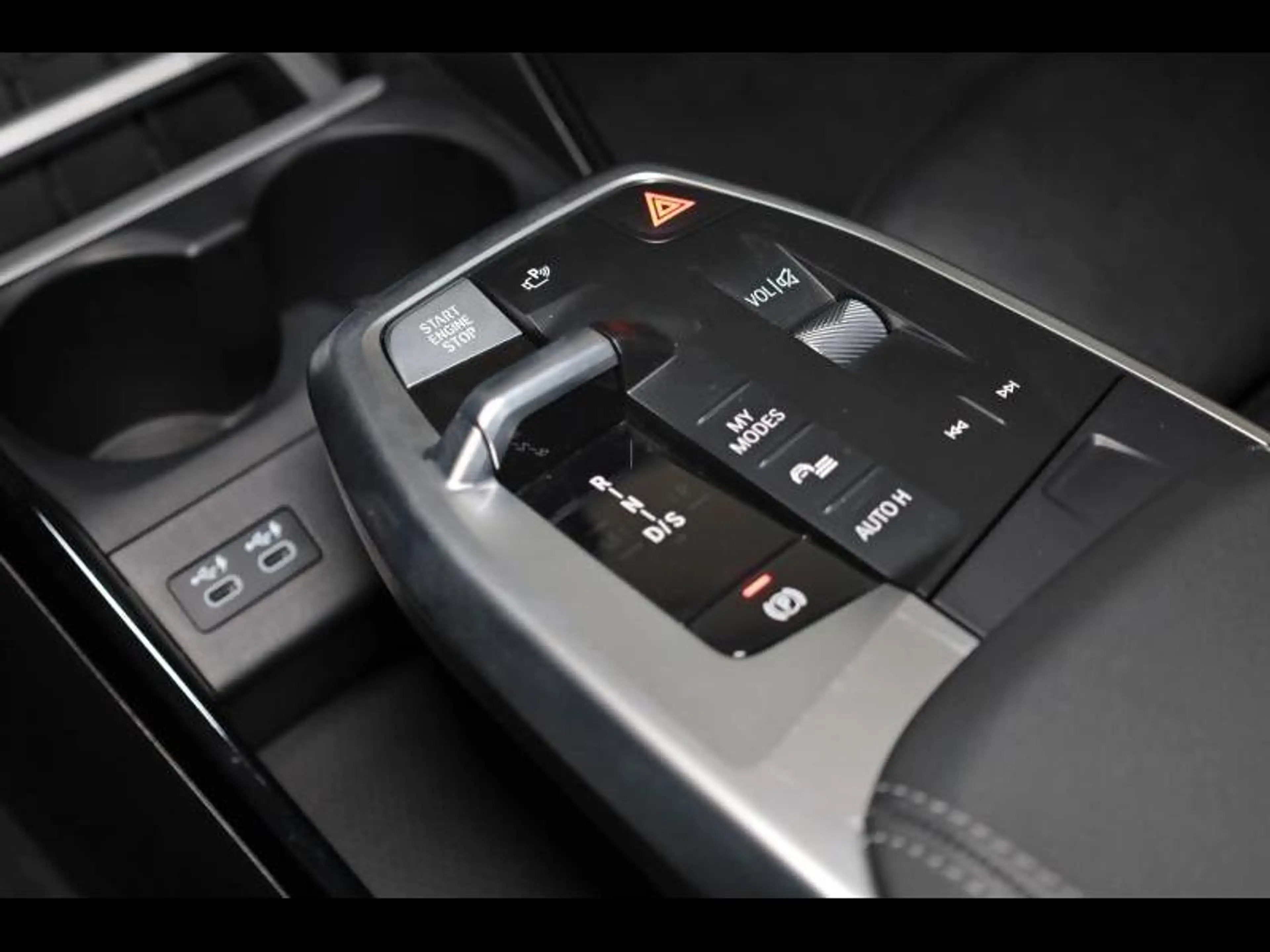 BMW 225 e xDrive Active Tourer Kit M Sport — photo 9