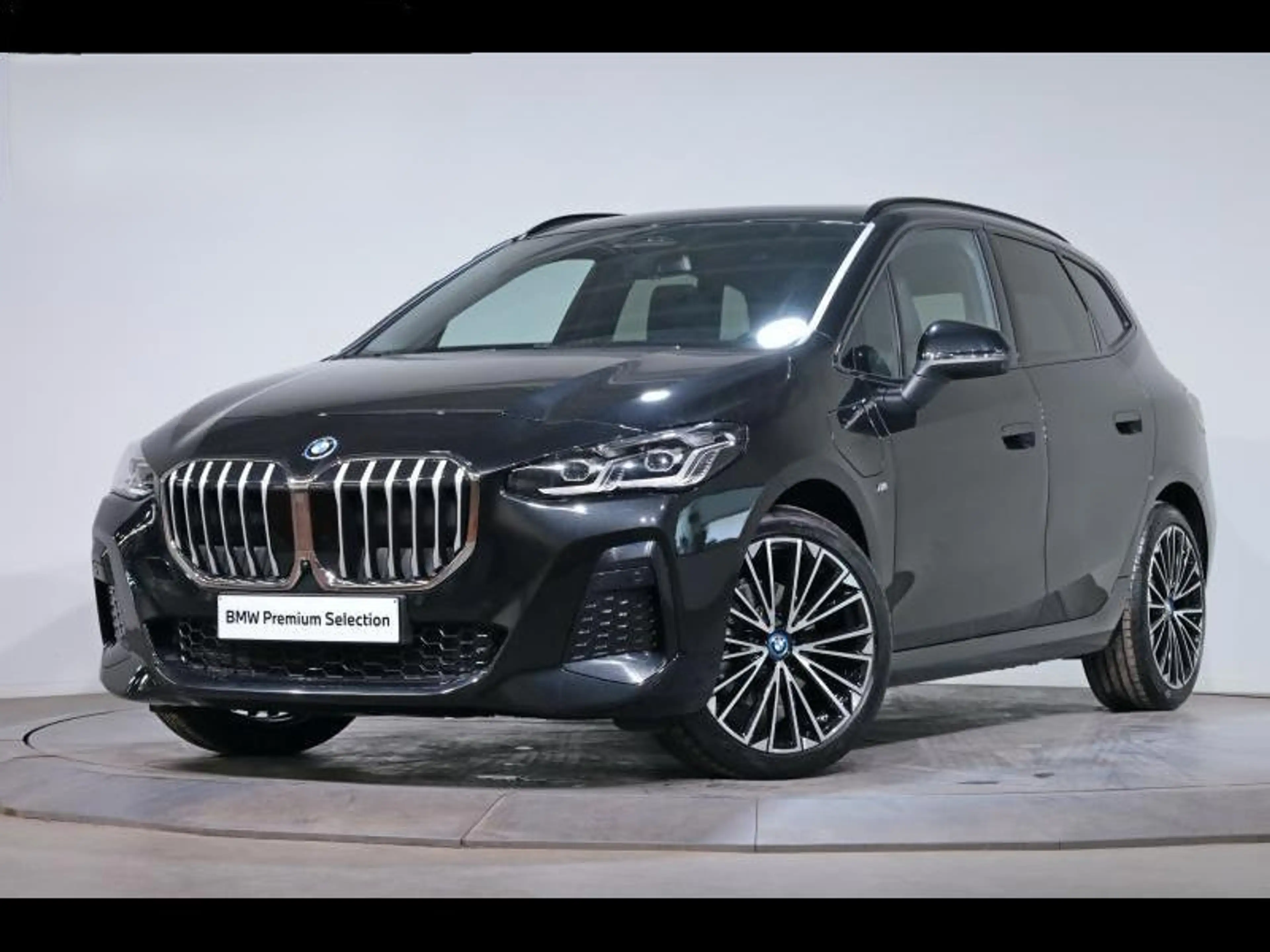BMW 225 e xDrive Active Tourer Kit M Sport