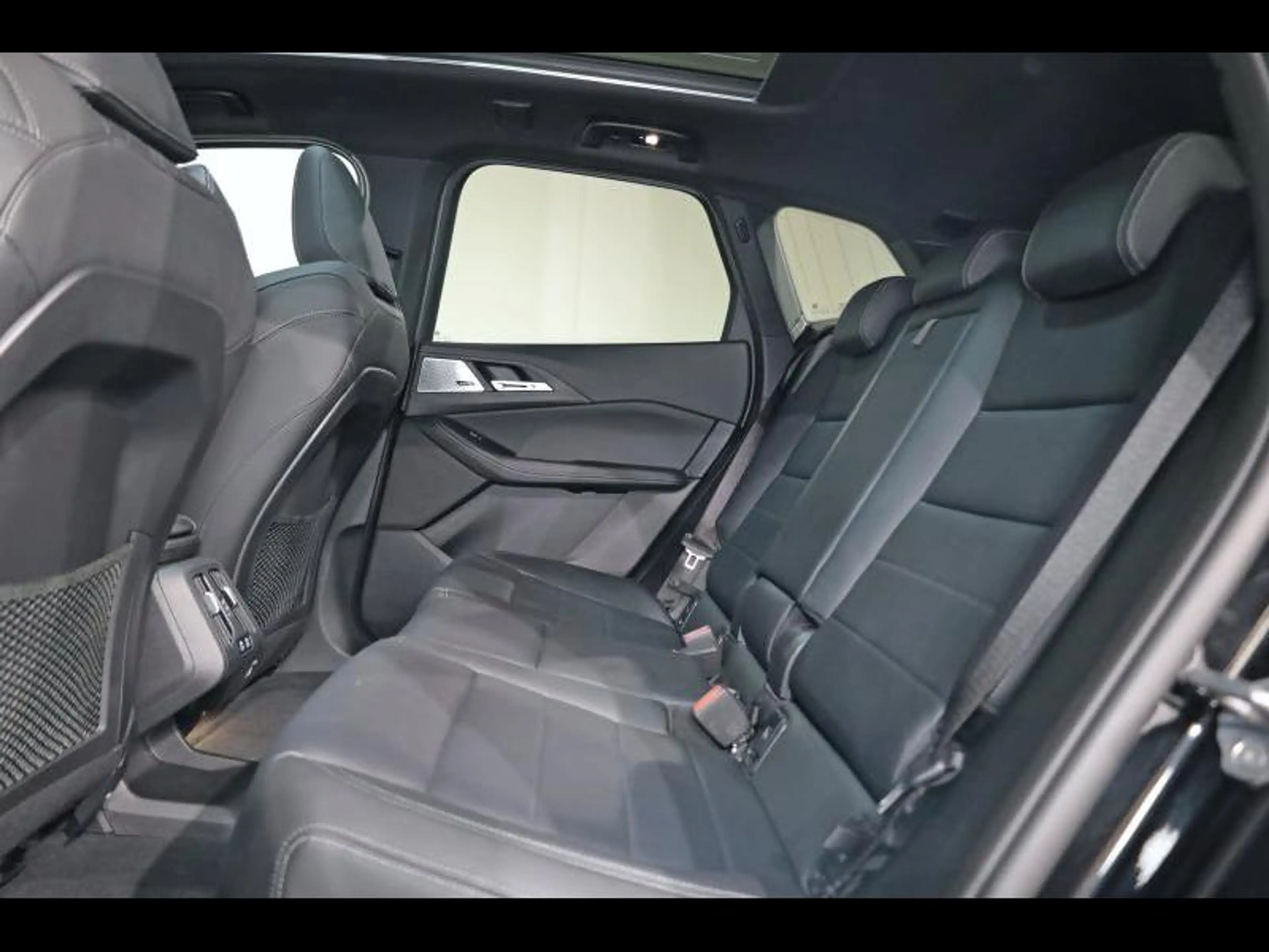 BMW 225 e xDrive Active Tourer Kit M Sport — photo 8