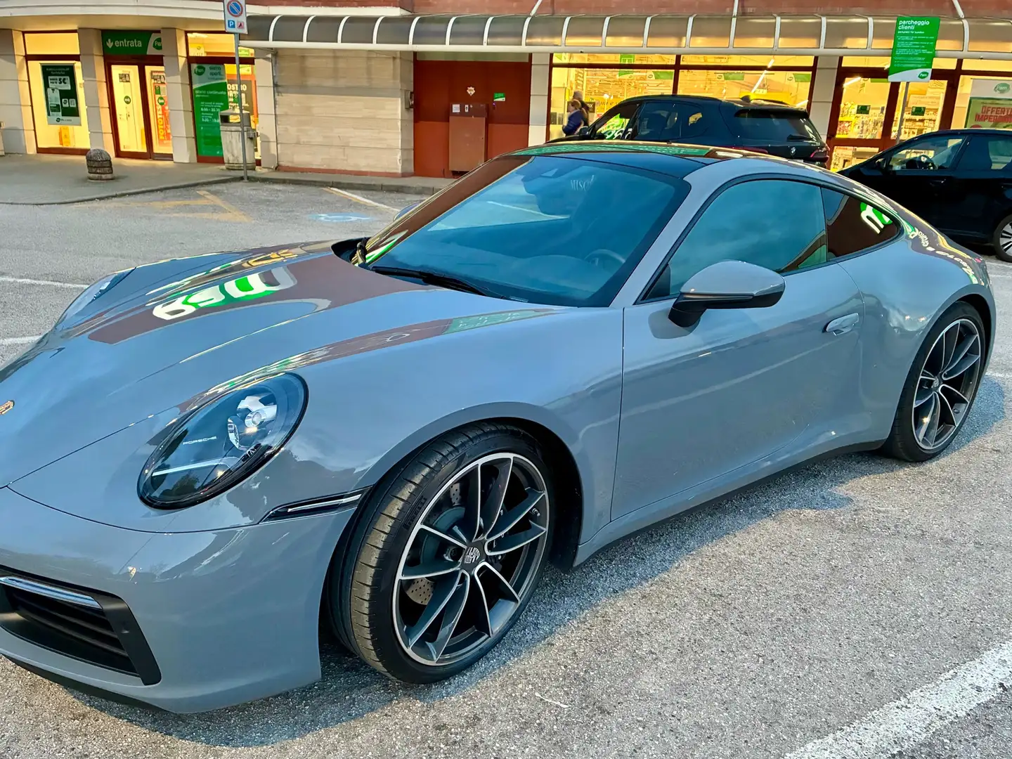 Porsche 992 911 Coupe 3.0 Carrera - 1