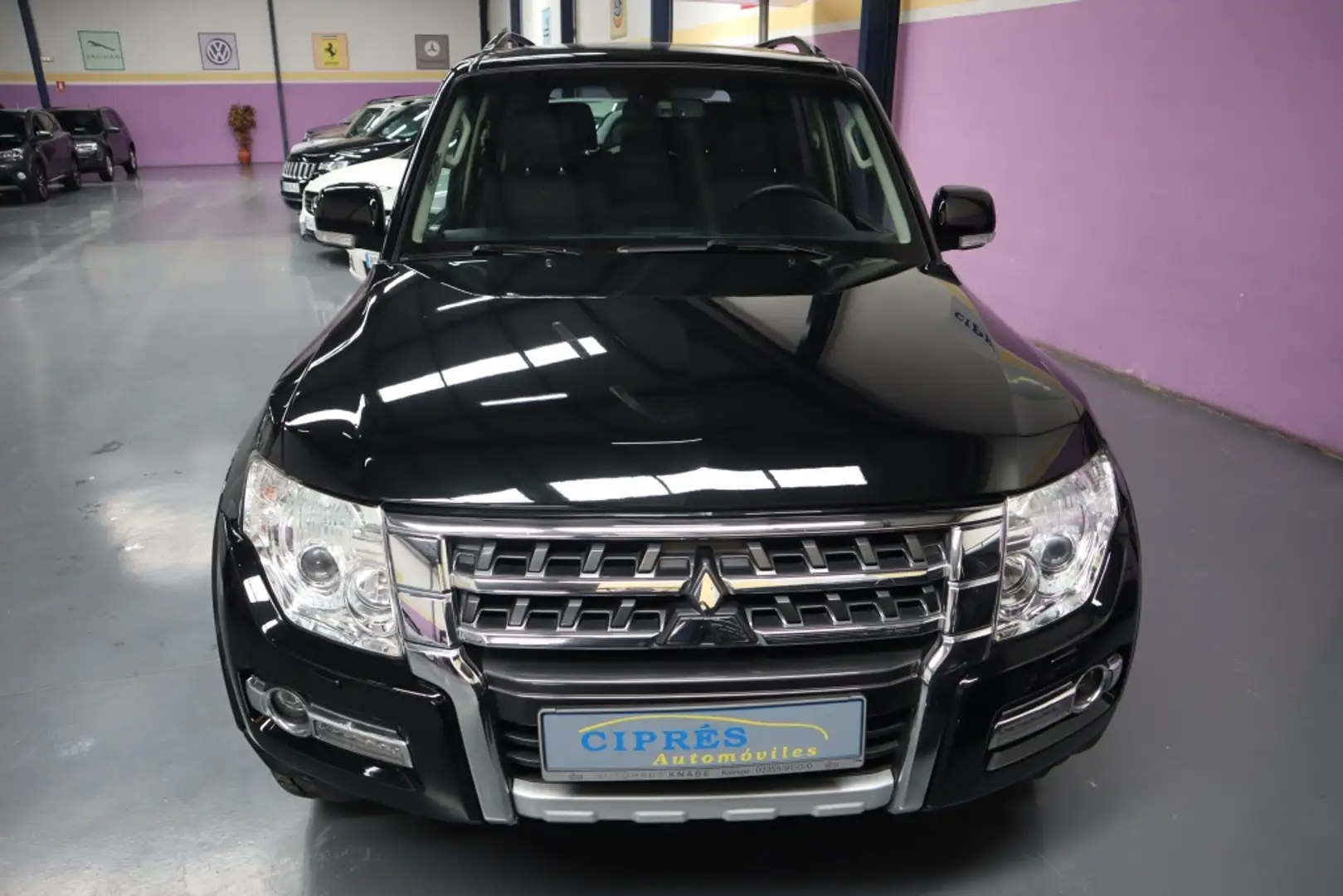 Mitsubishi Montero 3.2DI-D Kaiteki 5AT 190 Negro - 2