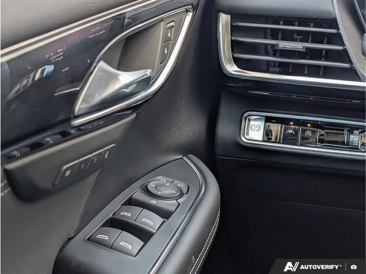 Buick Envision снимка Buick Envision
