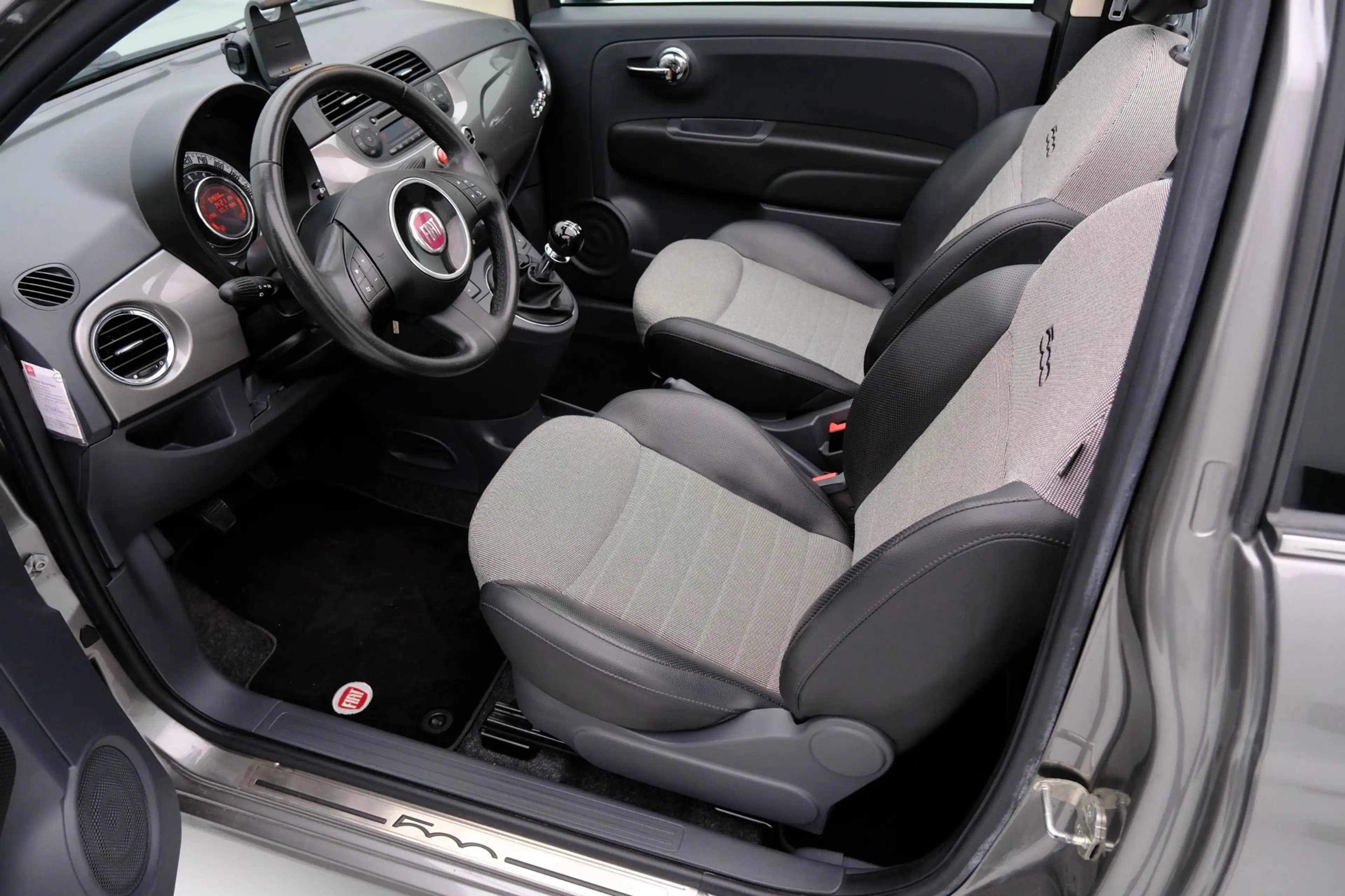 Fiat 500C 0.9 TwinAir Lounge Cabrio Airco|Half Leder|LMV — photo 2
