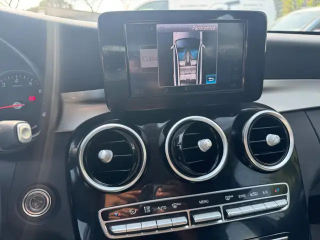 Mercedes-Benz C-Class view 10