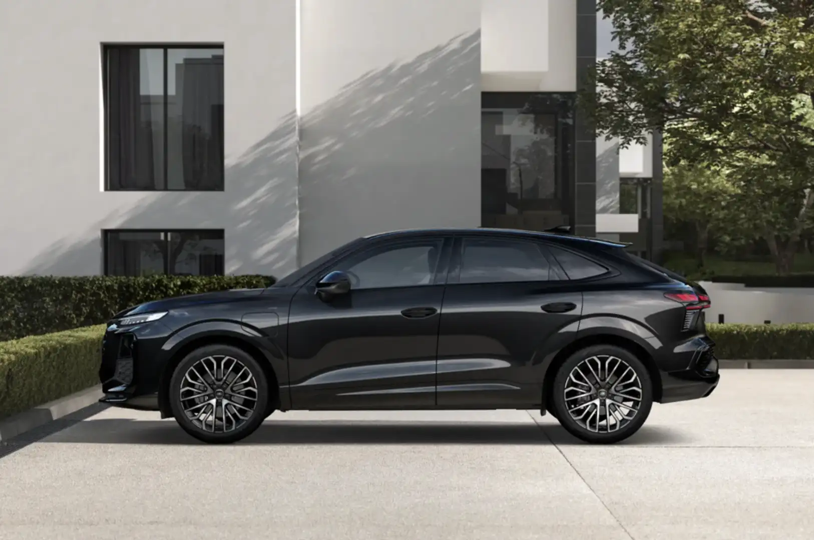 Audi Q3 Sportback e-hybrid Black line S tronic 200kW Negro - 2