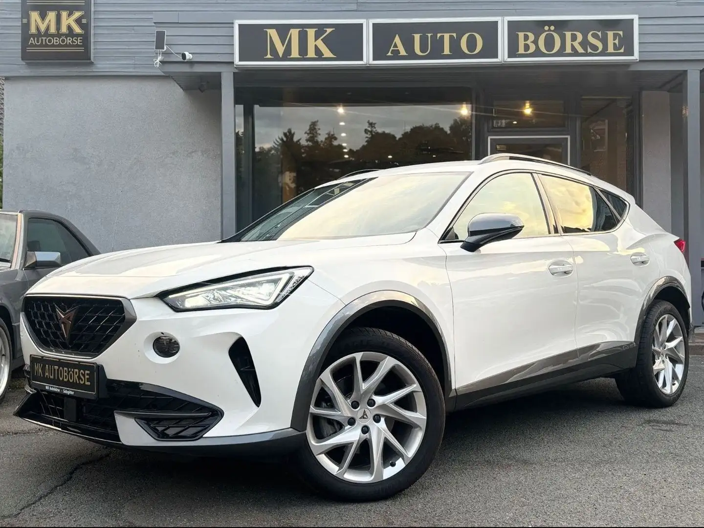 CUPRA Formentor 1.5TSI/V-Cockpit/Navi/LED/R.Kam/ACC/1H Weiß - 1