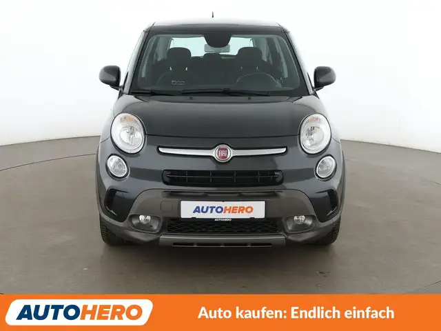 Fiat 500L view 9