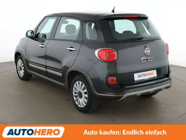 Fiat 500L view 4