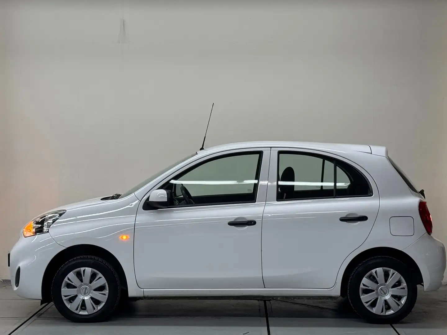 Nissan Micra 1.2 Acenta Stoelverwarming Airco Bílá - 2