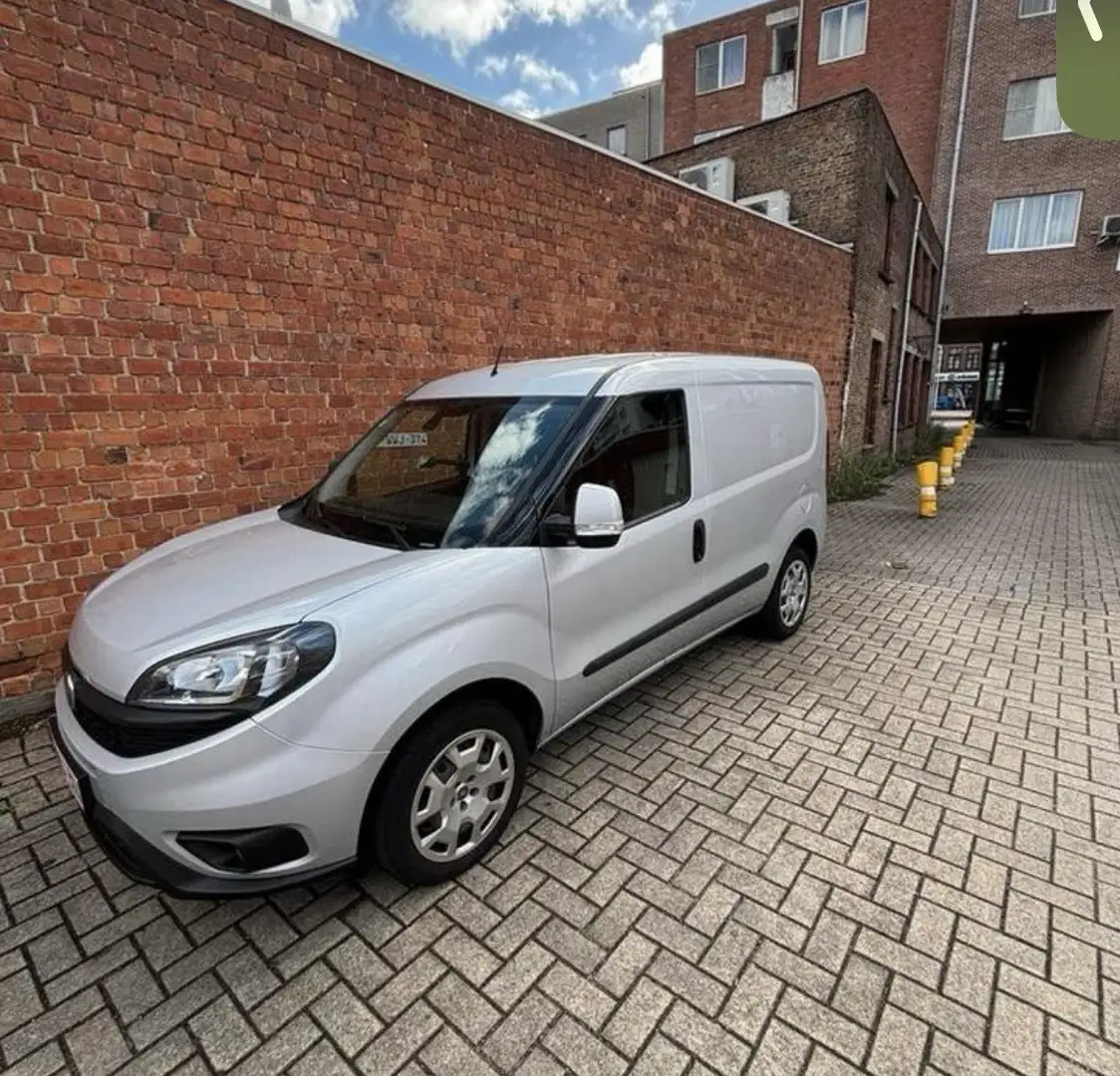 Fiat Doblo Cargo Argent - 2