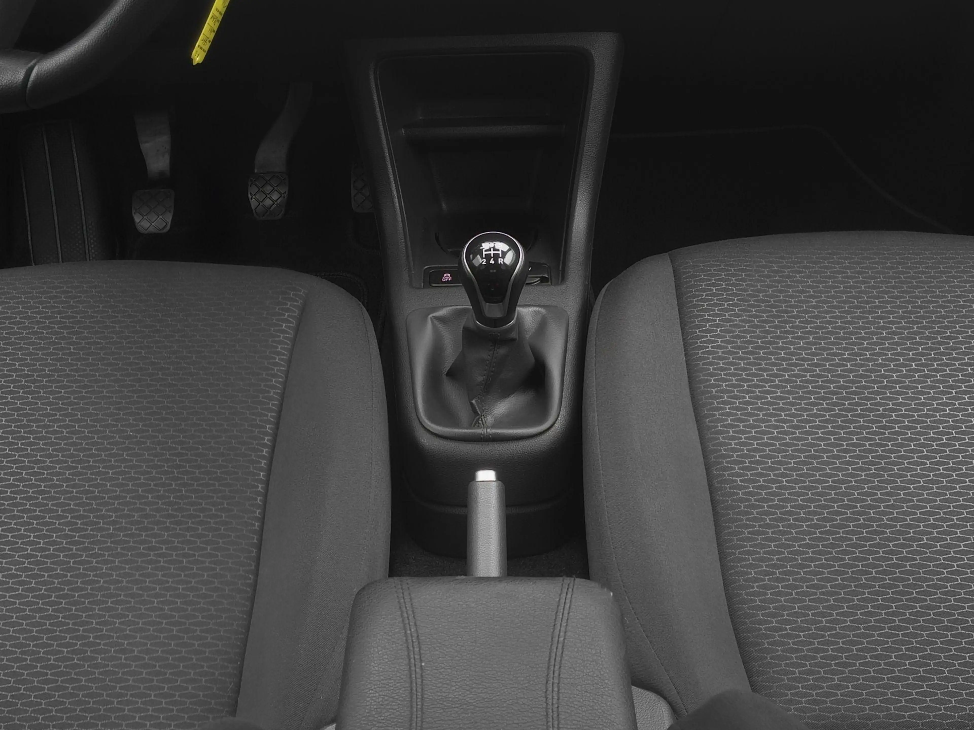 SEAT Mii 1.0 60pk Sport Dynamic | Steunhaak | Stoelverwarmi — photo 9