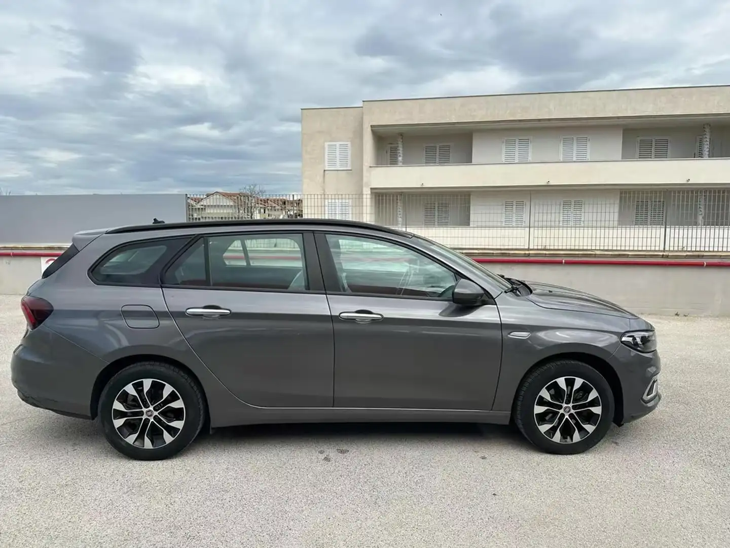 Fiat Tipo SW 1.3 mjt City Life s&s 95cv Grau - 1