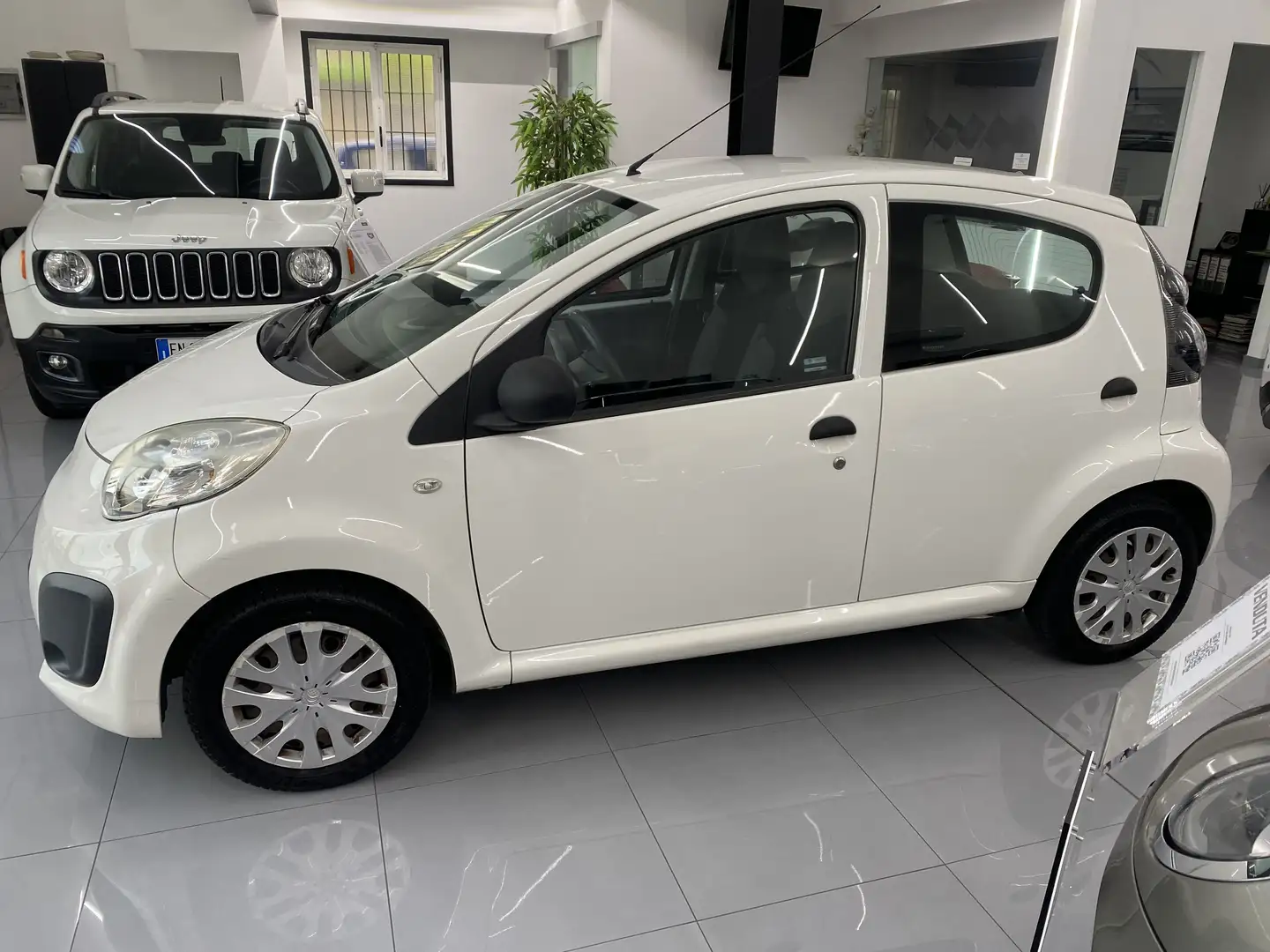 Citroen C1 C1 5p 1.0 Attraction Blanc - 2