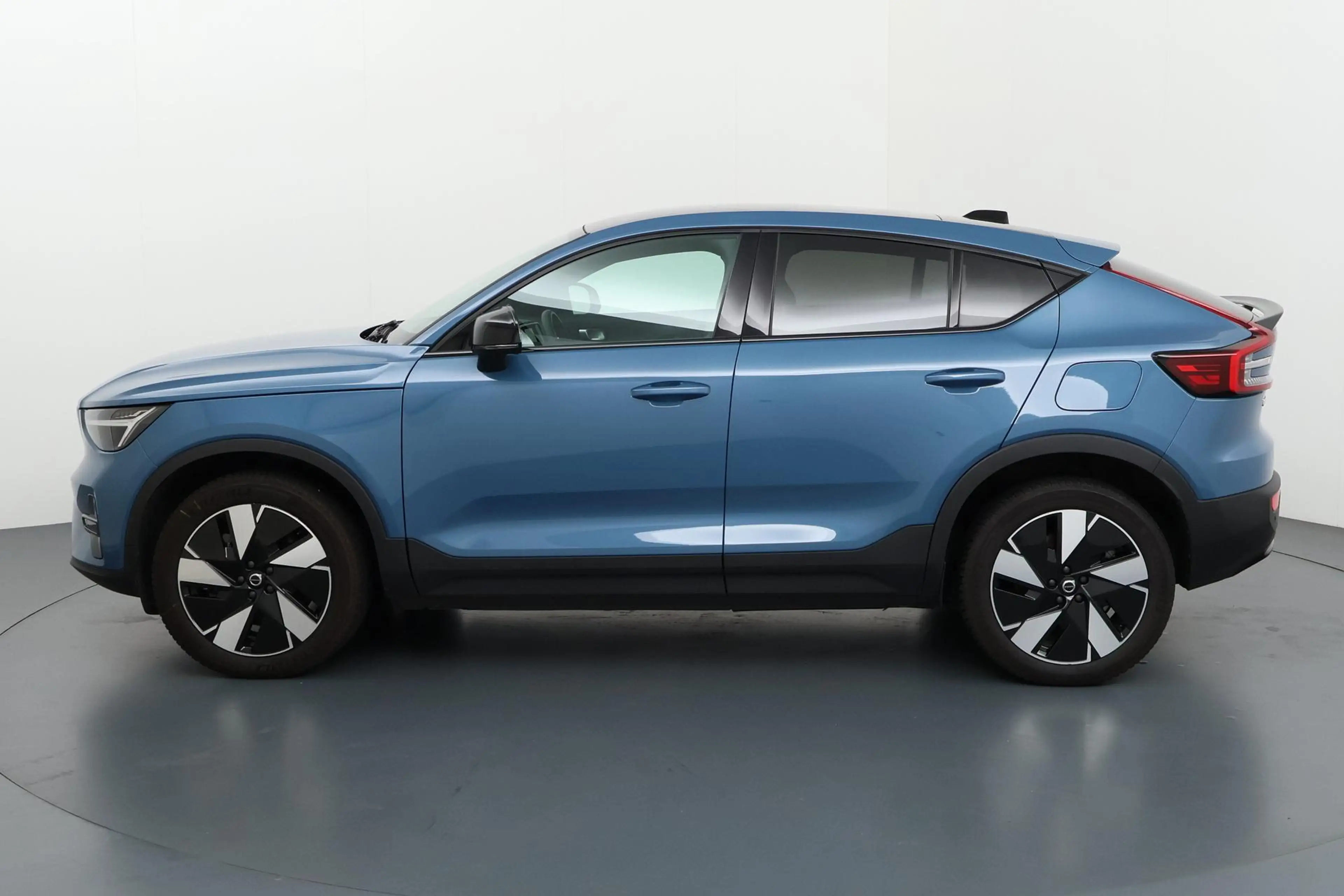 Volvo C40 Single Motor Extened Range Core 82 kWh Stijlvol en — photo 13