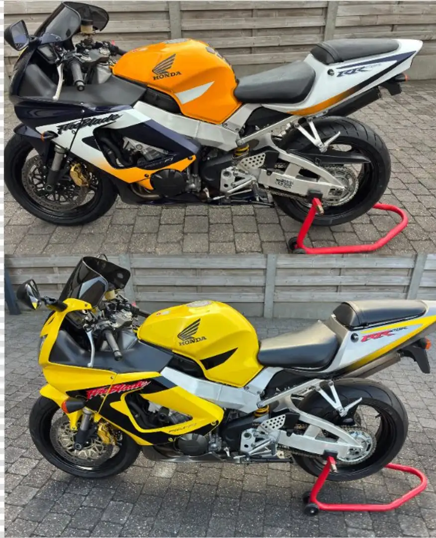 Honda Fireblade 2x Honda Fireblade 929 (2001) - 1