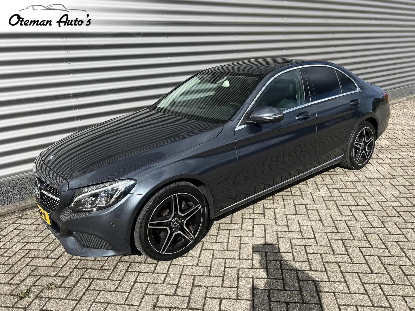 Mercedes-Benz C 180 Avantgarde Schuifdak AMG 18 inch Grijs - 1