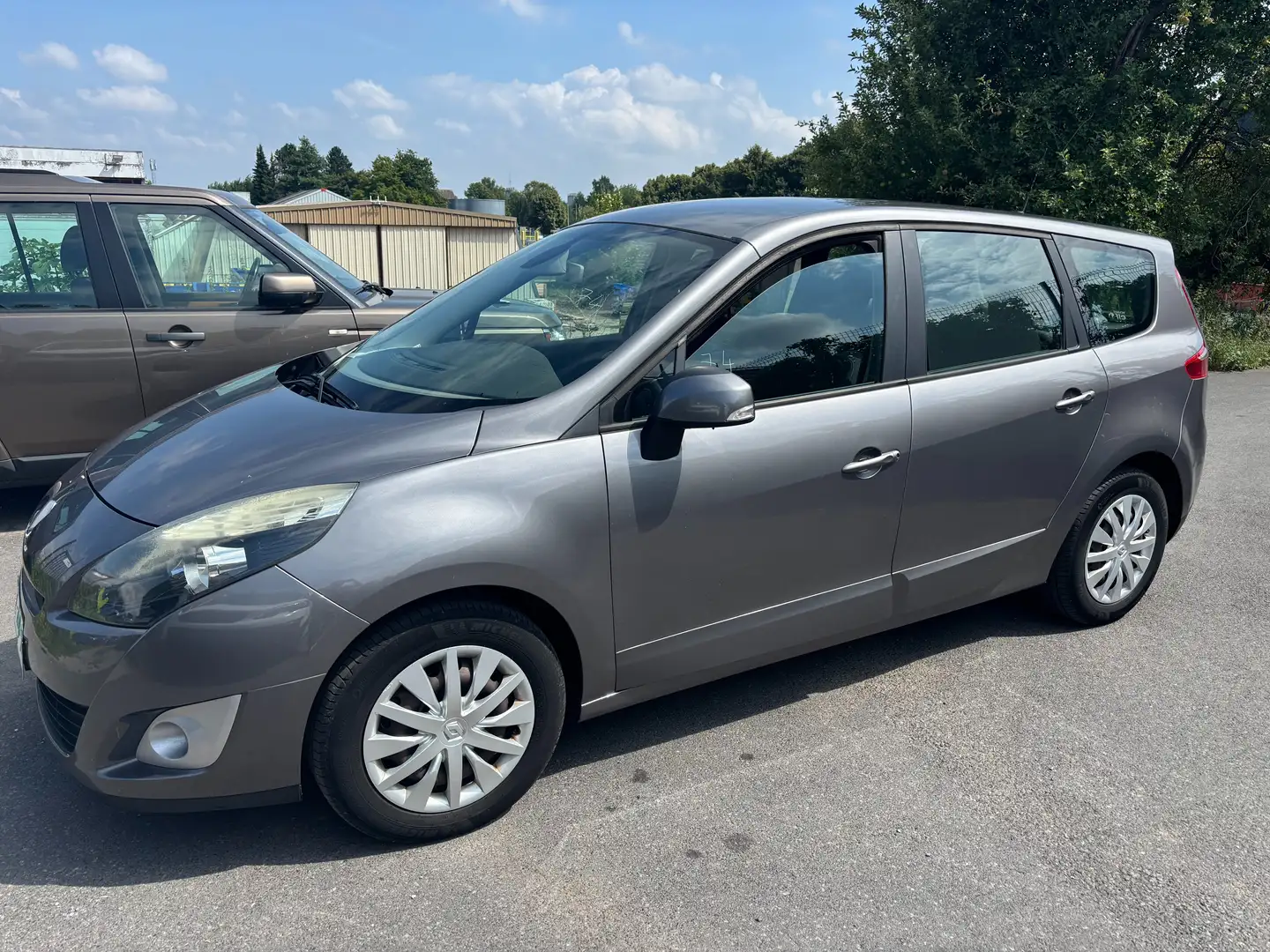 Renault Grand Scenic meganeScénic 1.5 dCi 5pl. Gri - 2