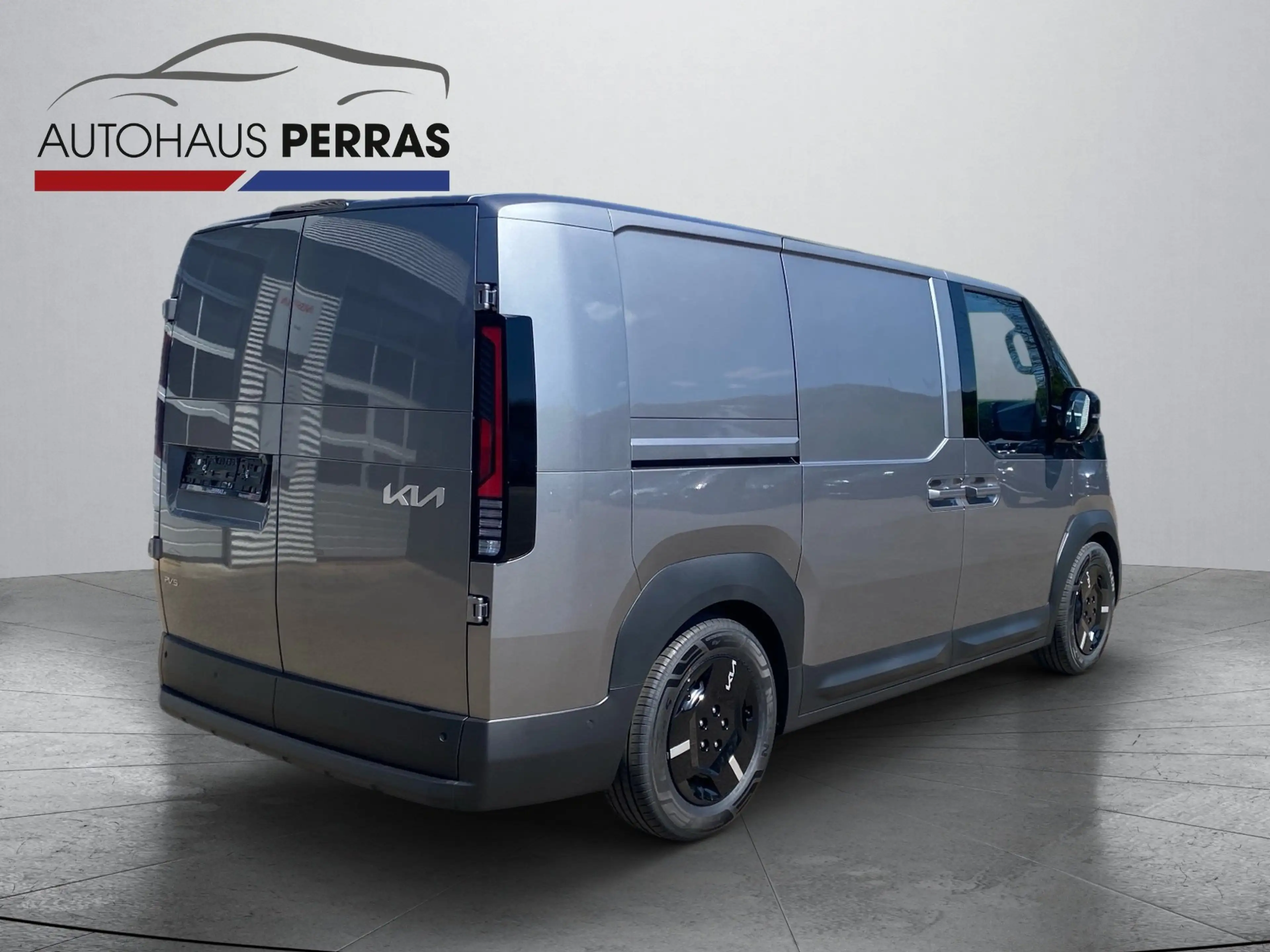 Kia PV5 Cargo L2H1 4T ELITE 71.2W ACC+SHZ+360+Kam. — photo 5