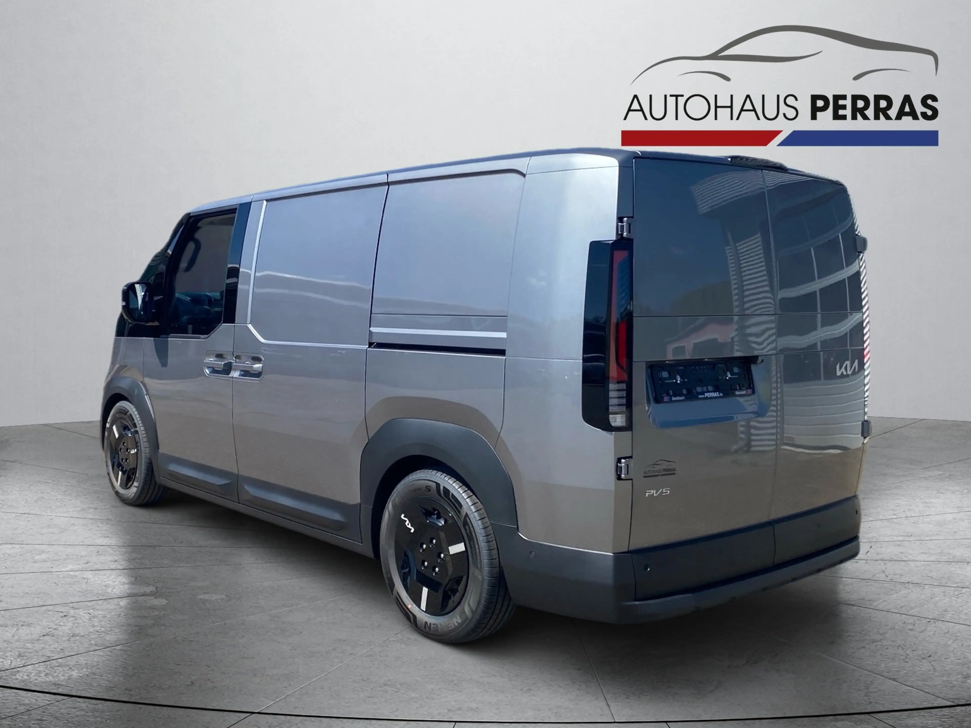 Kia PV5 Cargo L2H1 4T ELITE 71.2W ACC+SHZ+360+Kam. — photo 4