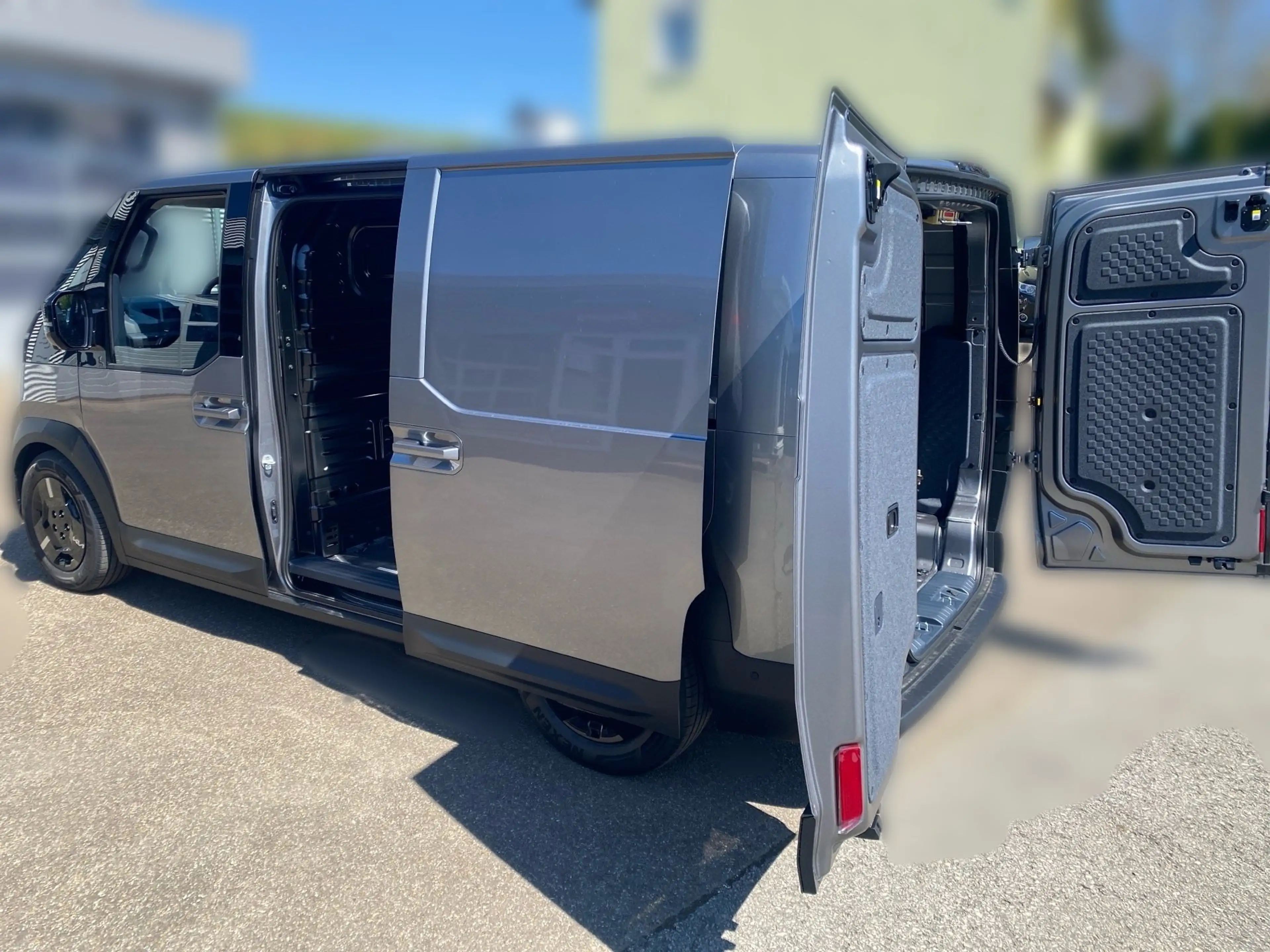 Kia PV5 Cargo L2H1 4T ELITE 71.2W ACC+SHZ+360+Kam. — photo 10