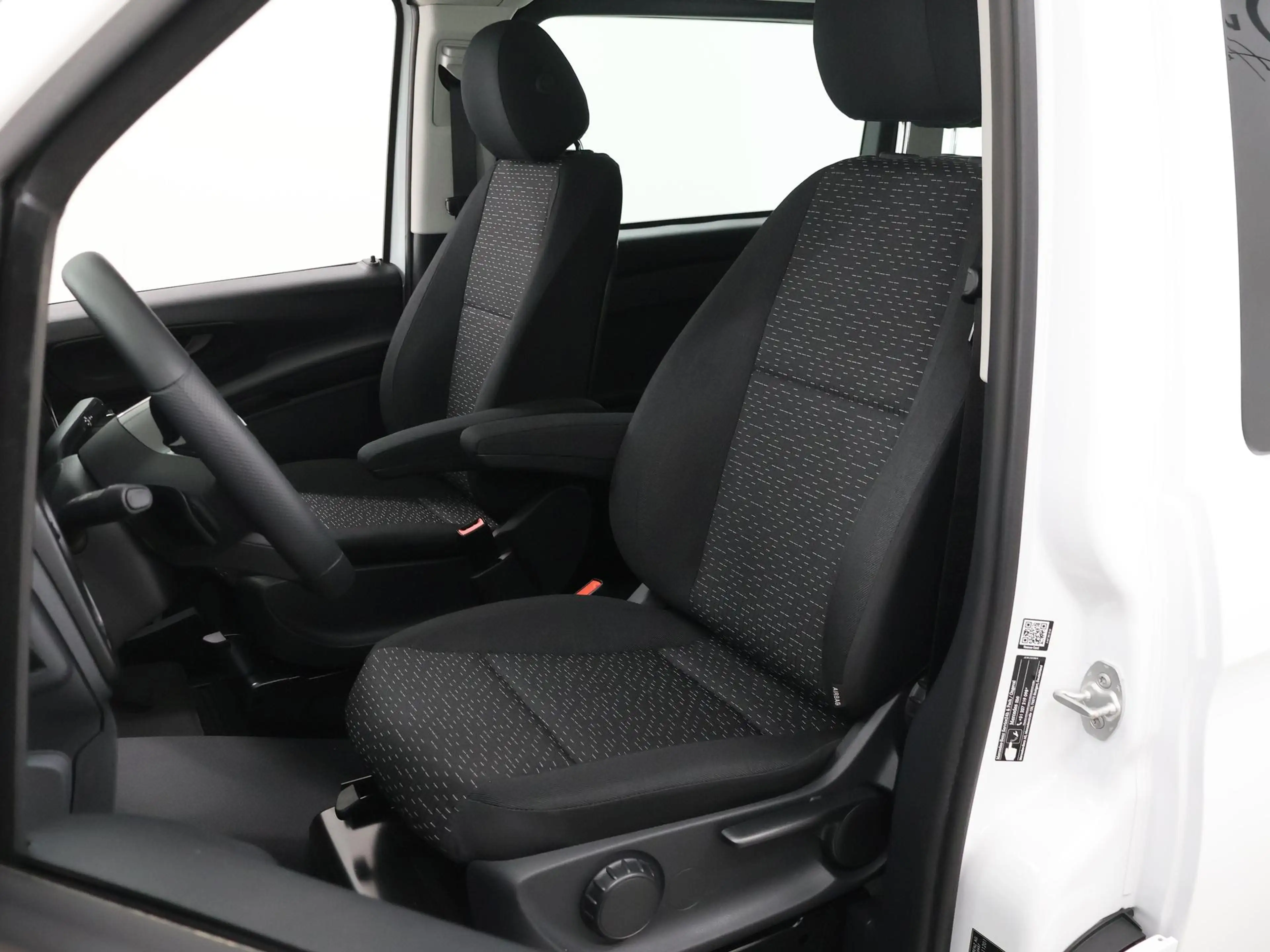 Mercedes-Benz Vito eVito Tourer 129 L2 PRO 90kWh | Snelladen 110 KWh — photo 8