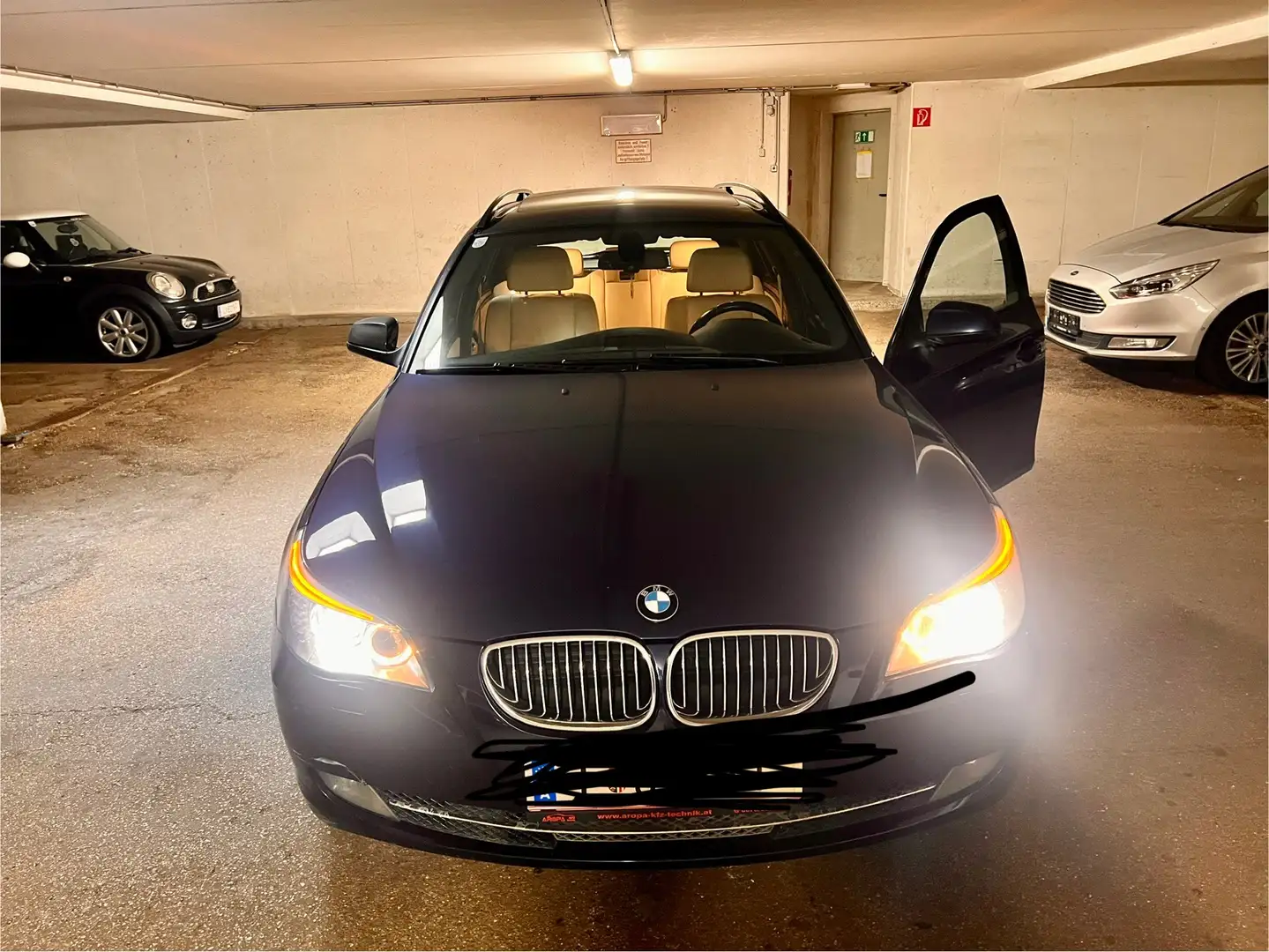 BMW 520 520d Touring Österreich-Paket Aut. Blau - 1