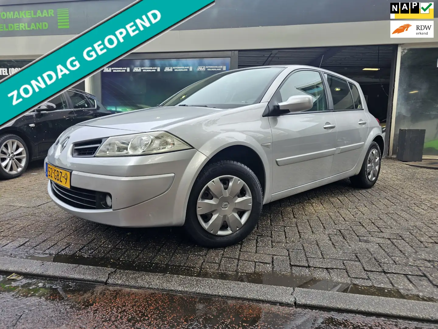 Renault Megane 1.6-16V Business Line || 2E EIGENAAR | 12MND GARAN Grijs - 1