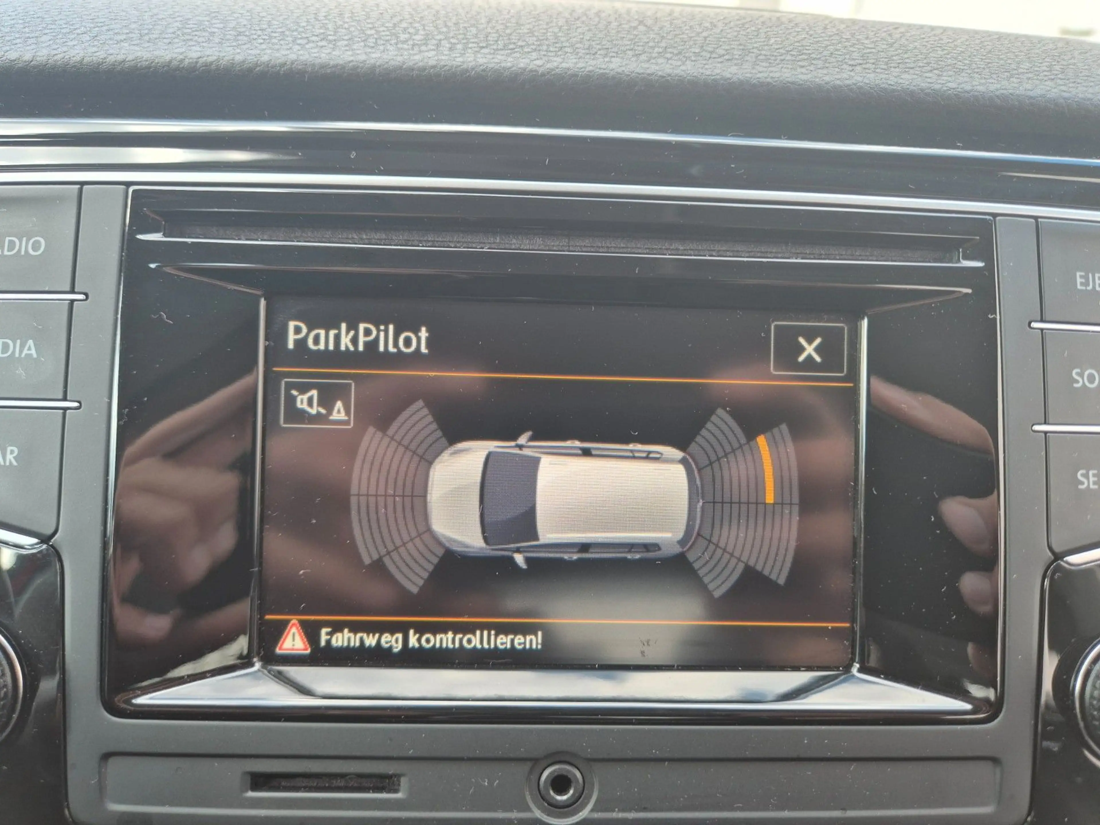 Volkswagen Golf Sportsvan VII Highline AUTOMATIK, AHK, 2.HD — photo 14
