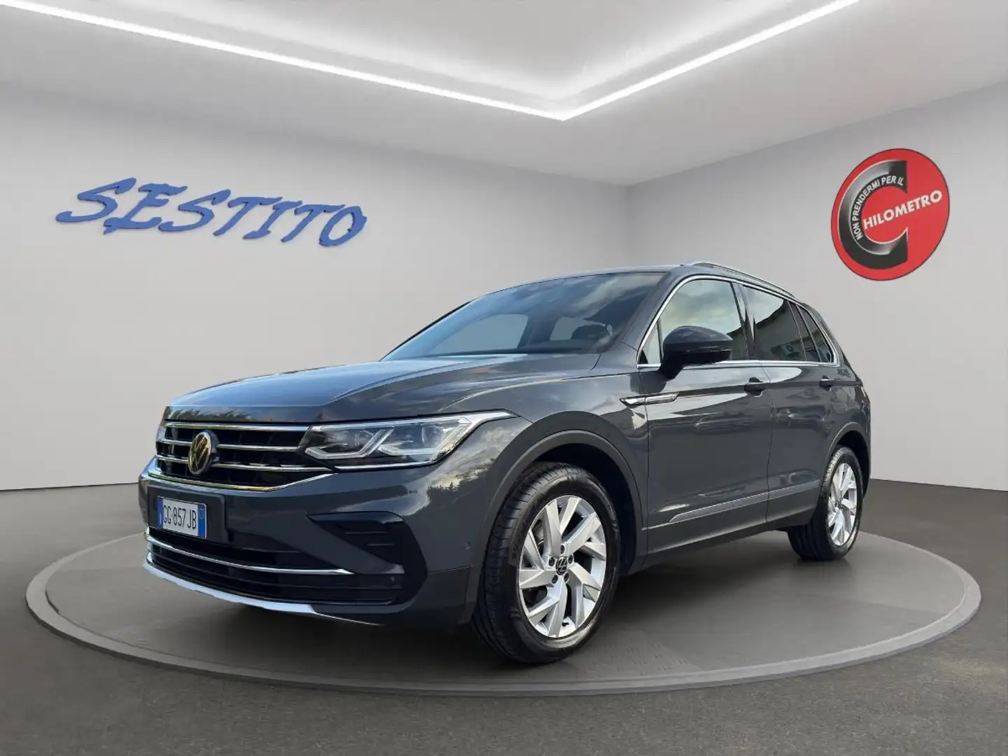 Volkswagen Tiguan 2.0 tdi scr Elegance 150cv dsg Bleu - 1