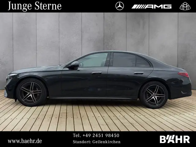 Mercedes-Benz E-Class view 2