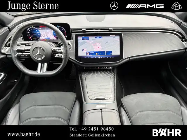 Mercedes-Benz E-Class view 4